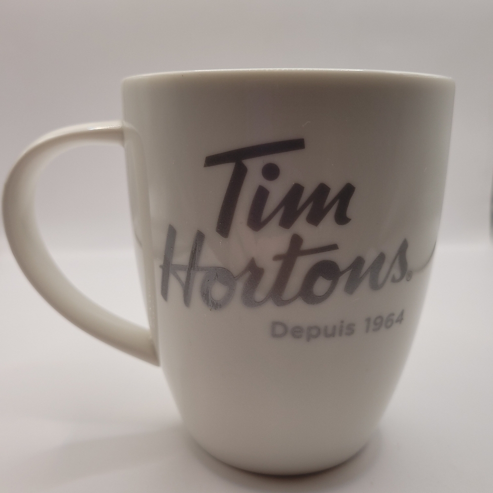 Elegant Blue and White Mug for Dining